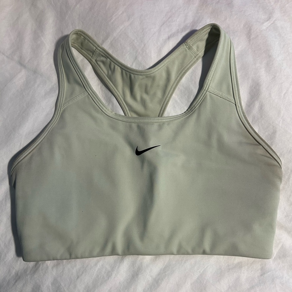 Nike Sports Bra Size: Medium
